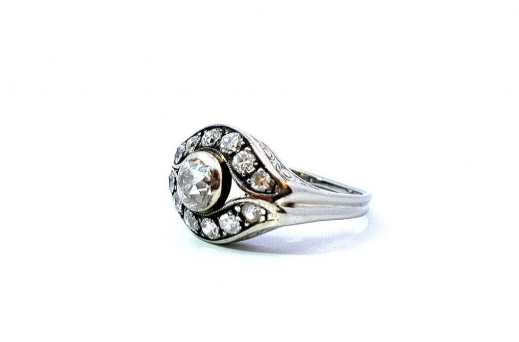 Starožitný zlatý prsten s diamanty, vel. 50