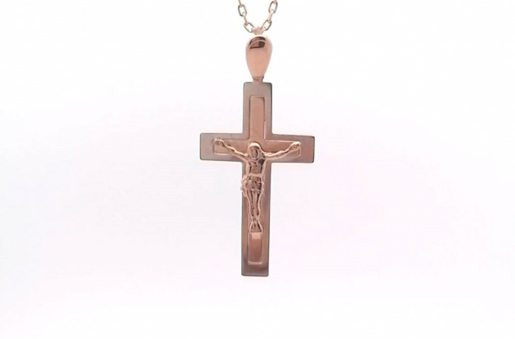 Zlatý přívěs, kříž