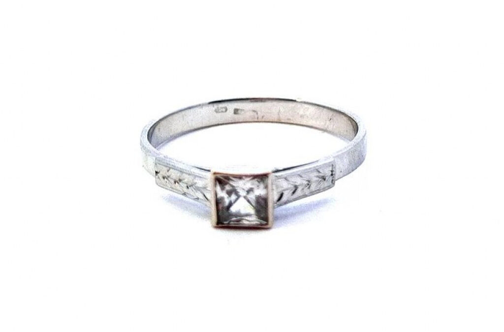 Prsten z bílého zlata se zirkonem, vel. 53