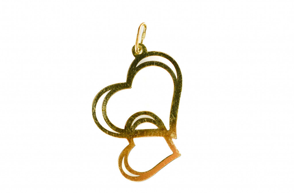 Zlatý přívěs, srdce