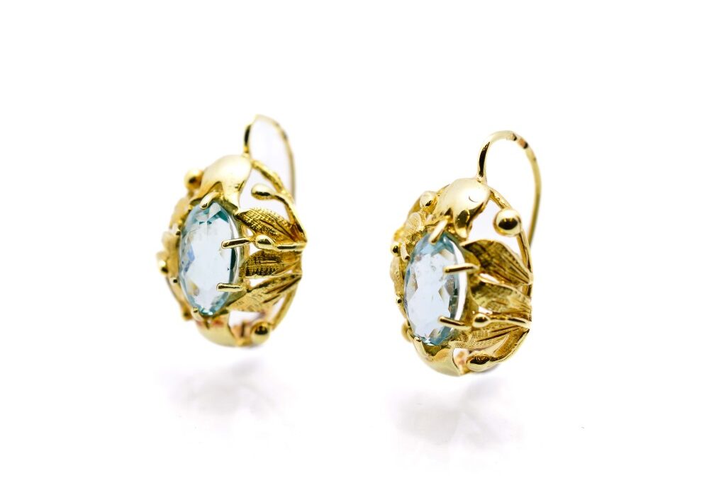 Zlaté náušnice s modrým kamenem, topaz, visací