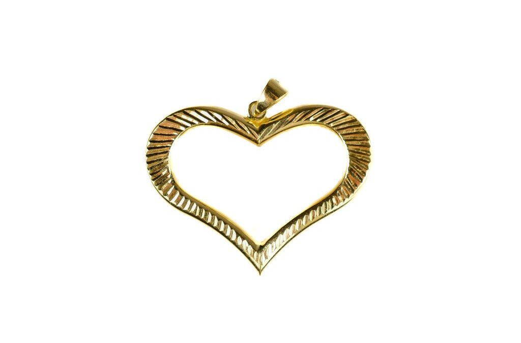 Zlatý přívěs srdce