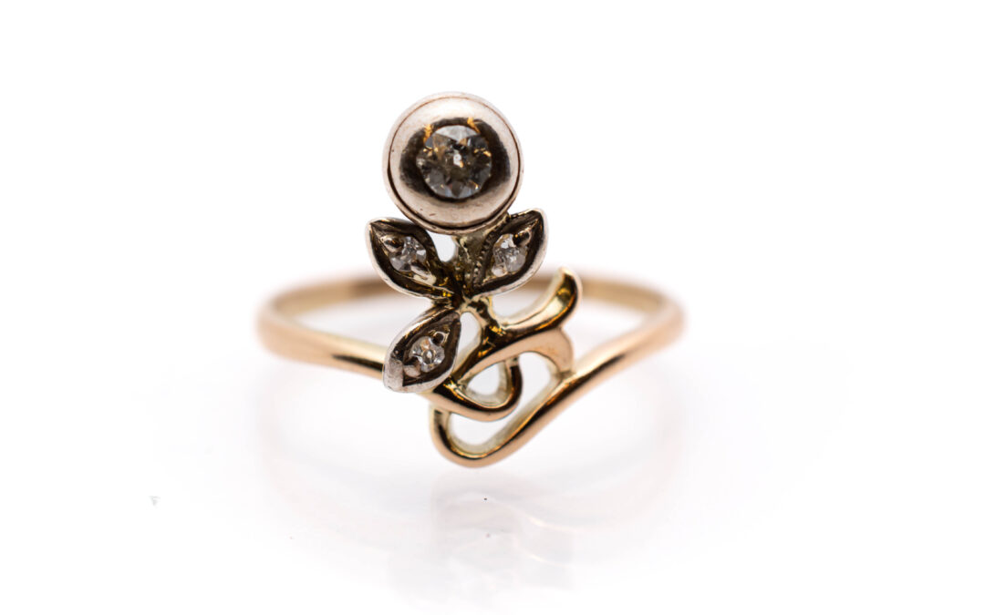 Starožitný secesní prsten s diamanty, vel. 60