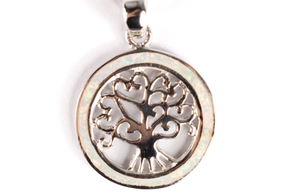 Stříbrný přívěs strom života s opálem