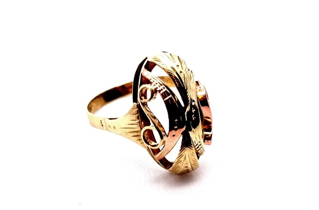 Zlatý prsten vel. 56