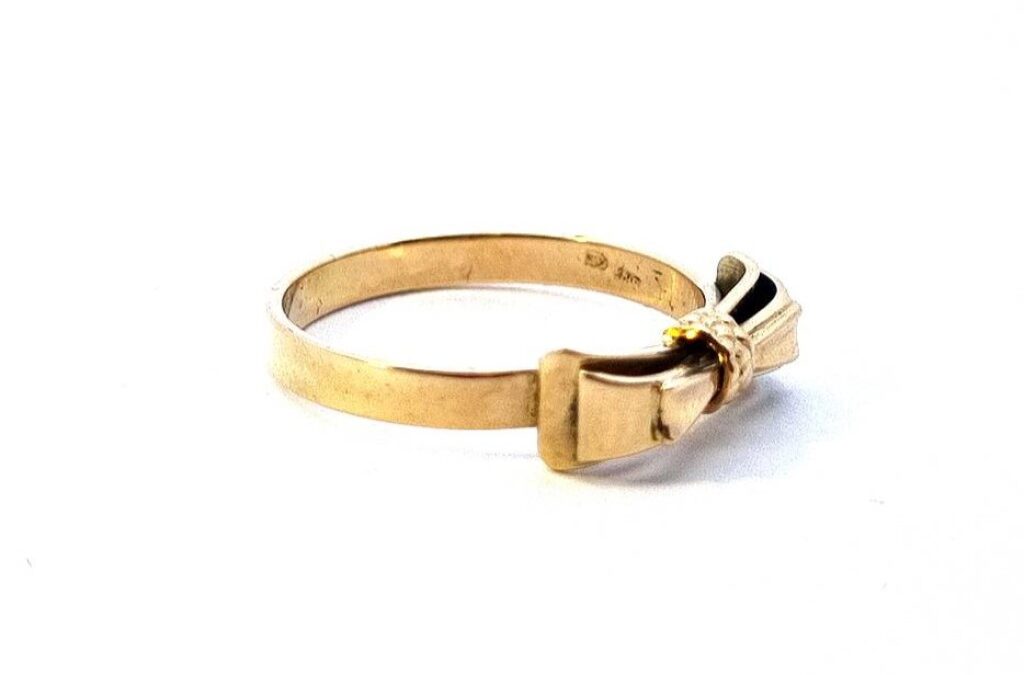 Starožitný zlatý prsten, vel. 55,5