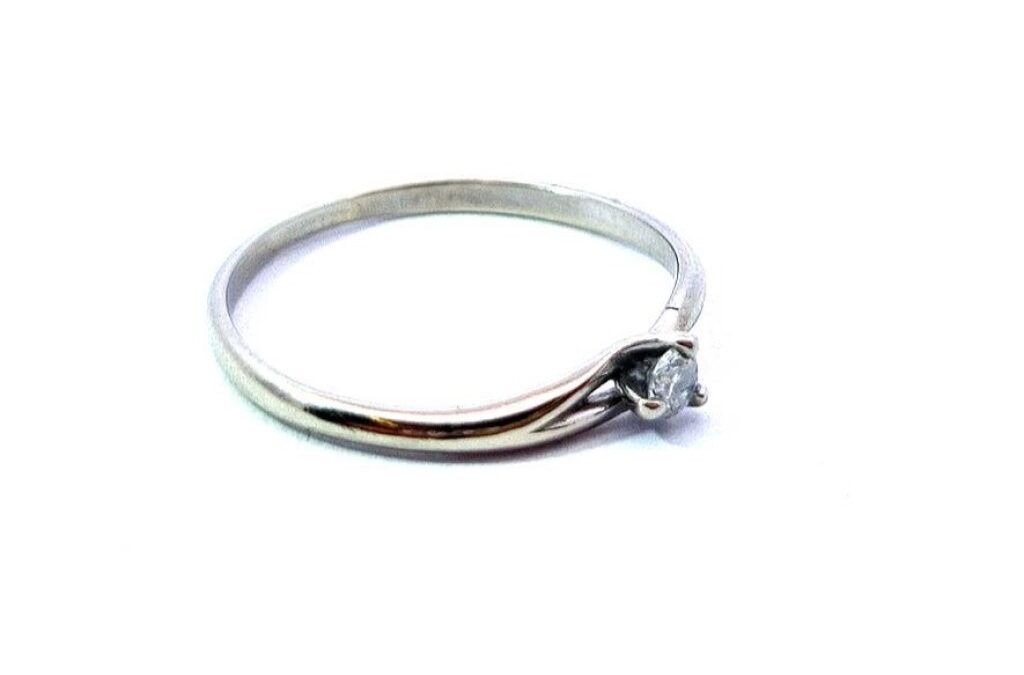 Zlatý prsten s diamantem, vel. 54