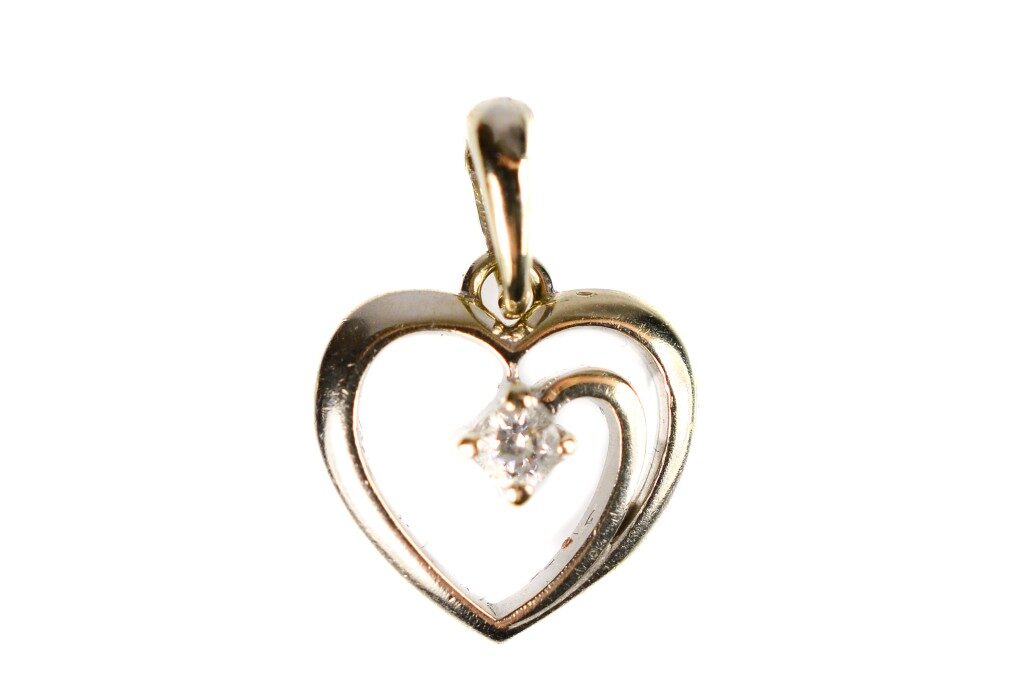 Zlatý přívěs srdíčko se zirkonem