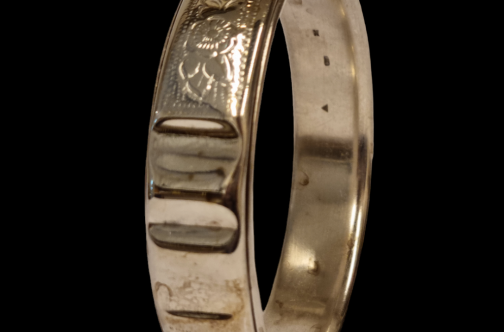 Stříbrný náramek, 32,00 g